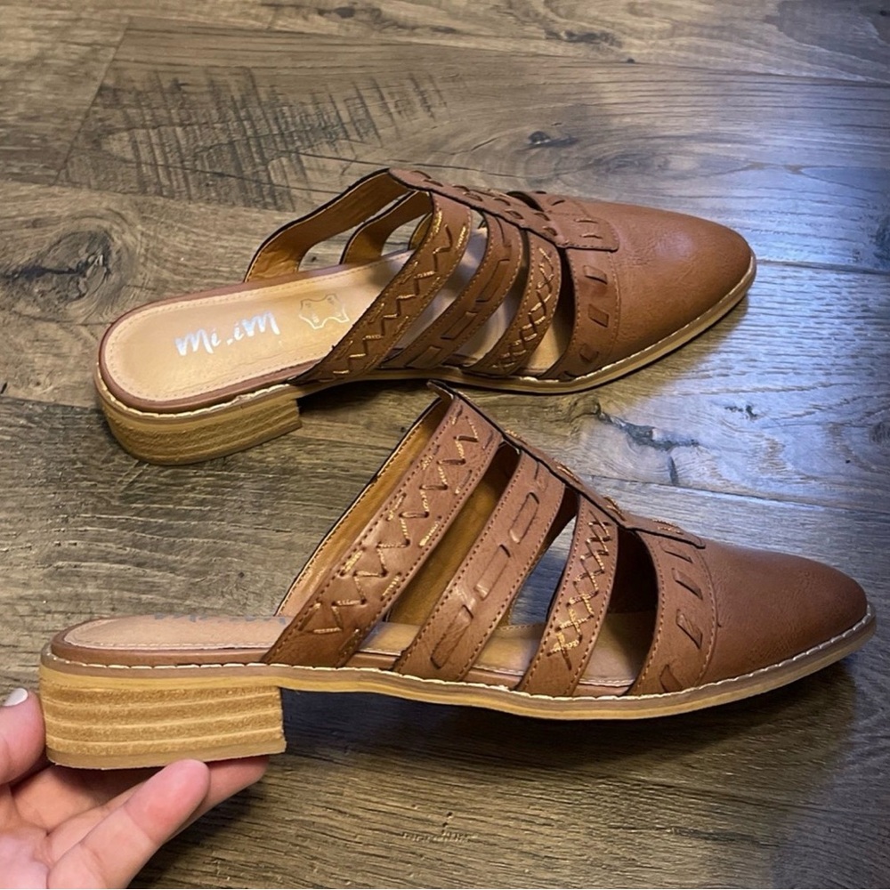 Brown Strappy Women's Shoes